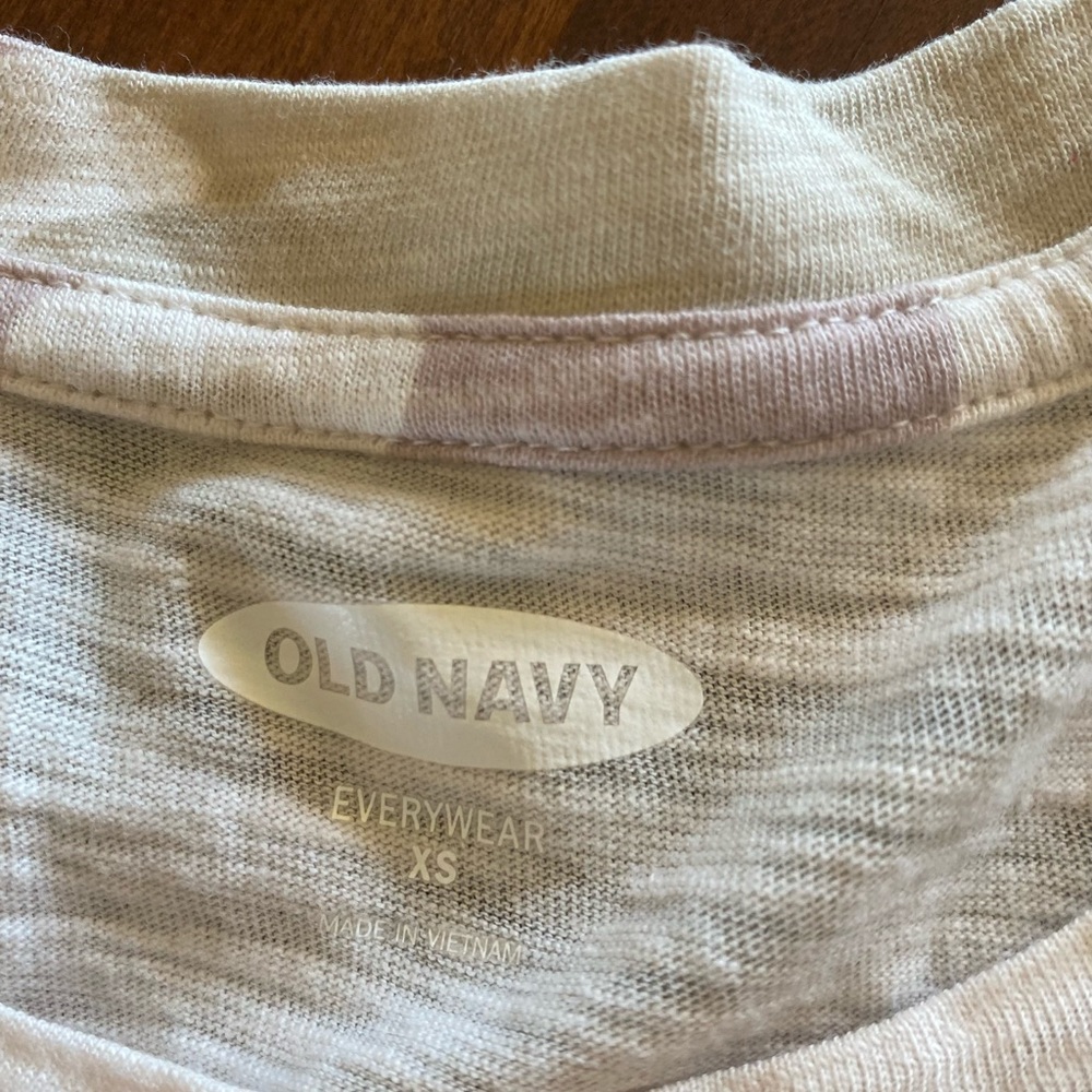 Old Navy Camouflage T-Shirt